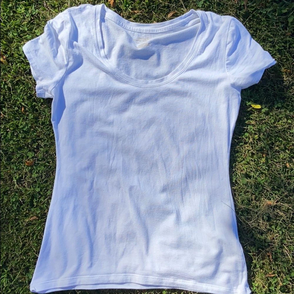 Banana Republic Basic White Tee Size Small